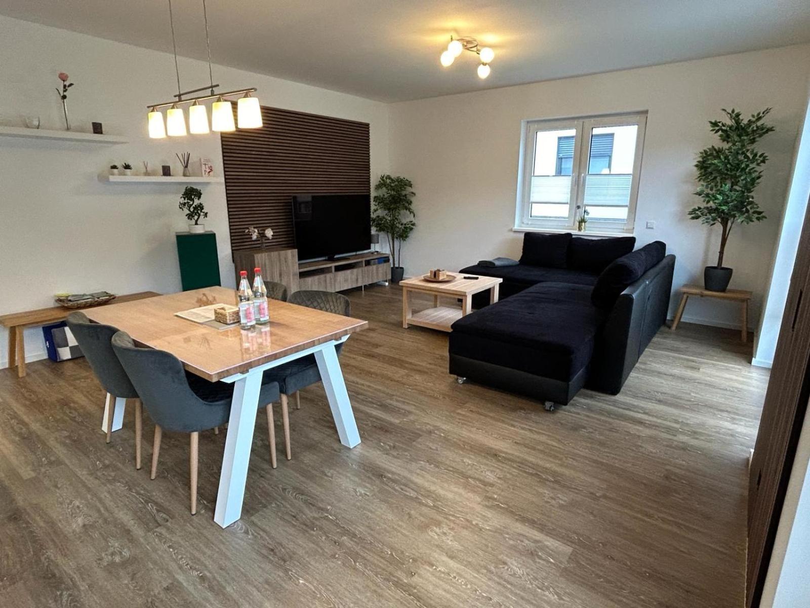 Top-Ferienwohnung Bei Berlin, Bis 3 Gaeste, Terrasse Und Garten 베슈텐지 외부 사진