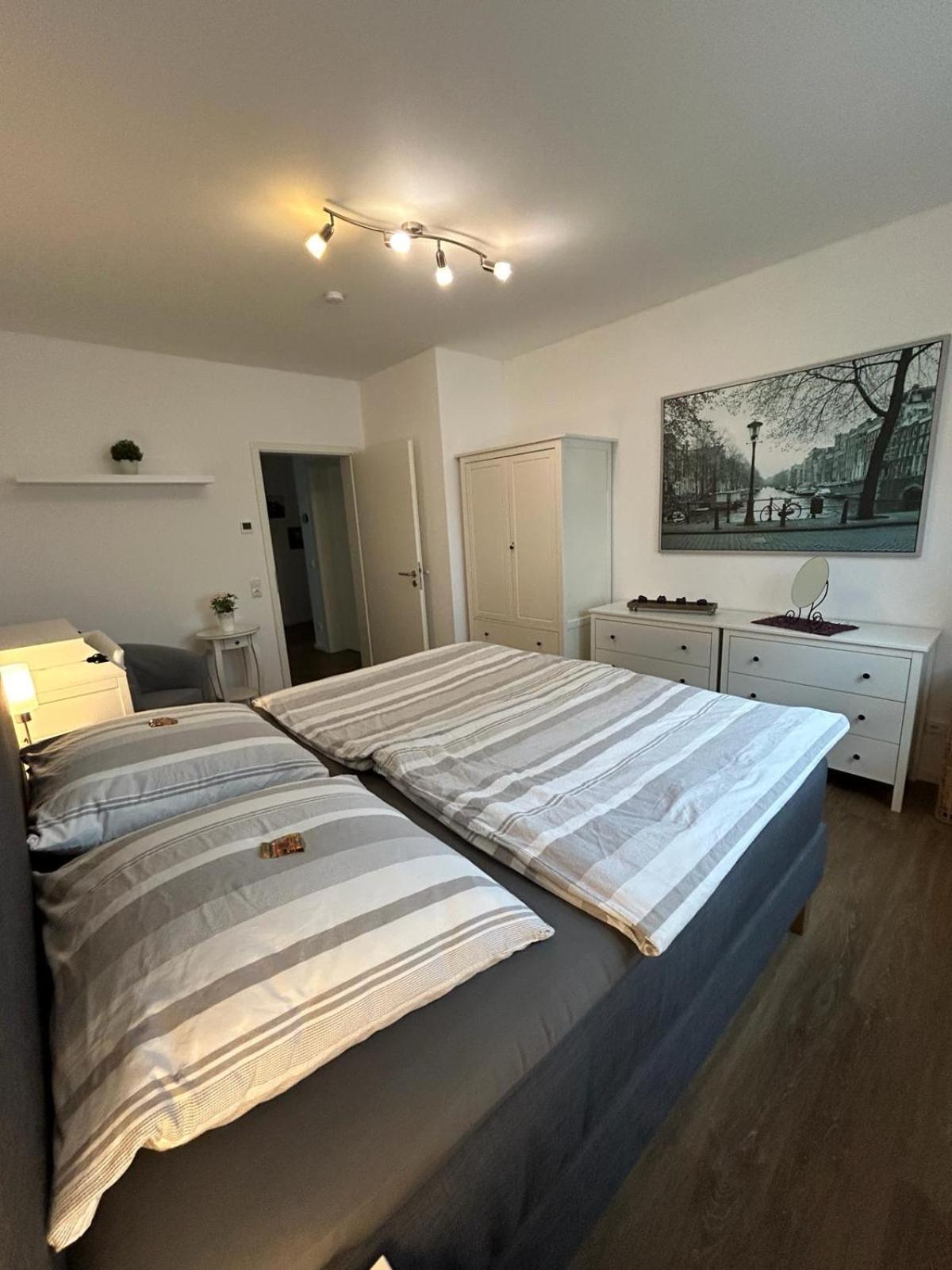 Top-Ferienwohnung Bei Berlin, Bis 3 Gaeste, Terrasse Und Garten 베슈텐지 외부 사진