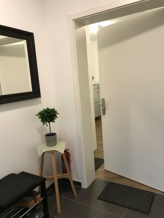 Top-Ferienwohnung Bei Berlin, Bis 3 Gaeste, Terrasse Und Garten 베슈텐지 외부 사진